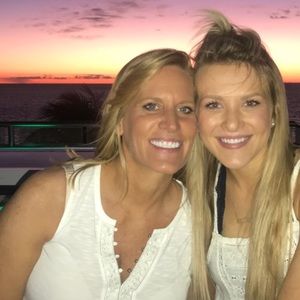 Meet your Posher, Mara